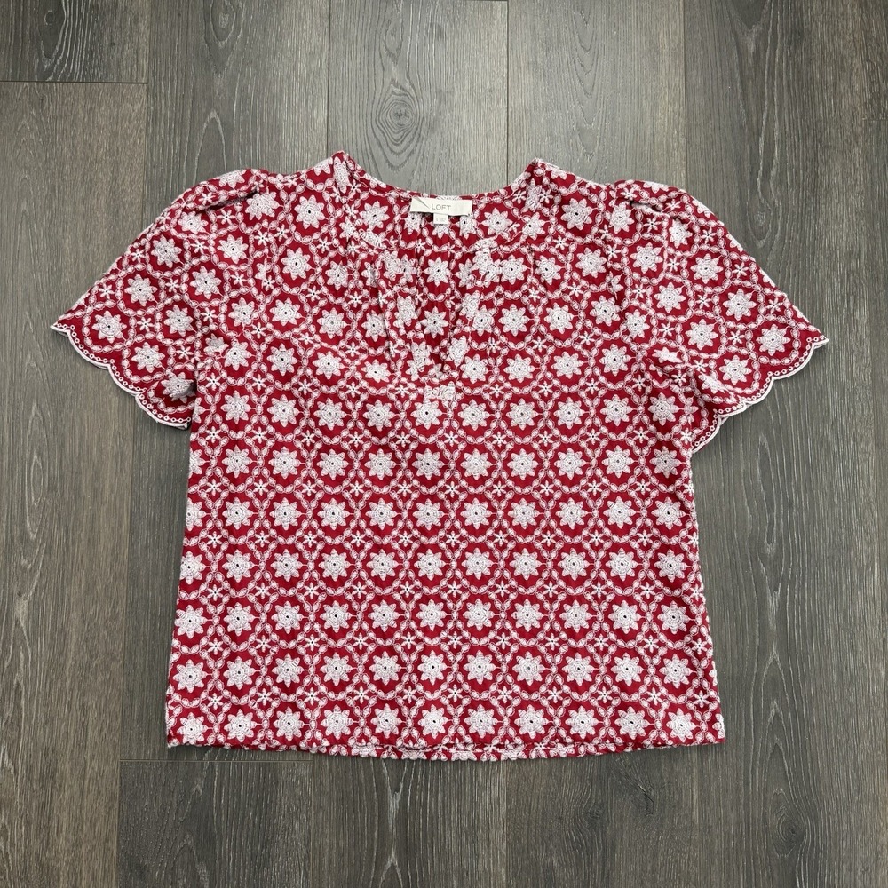 Loft Floral Red Embroidered Blouse Small Scalloped Sleeve Coquetteโ Top Cottage